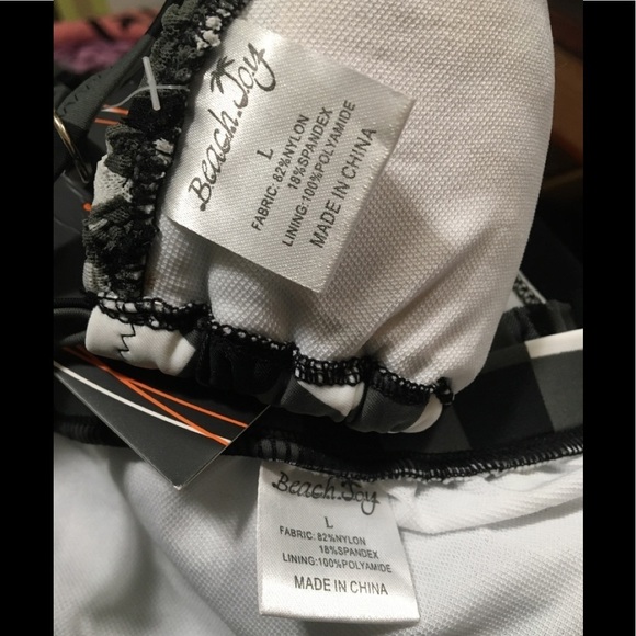 Beach Joy Blk Flouncy Ruffle Halter String Bikini - Picture 4 of 8